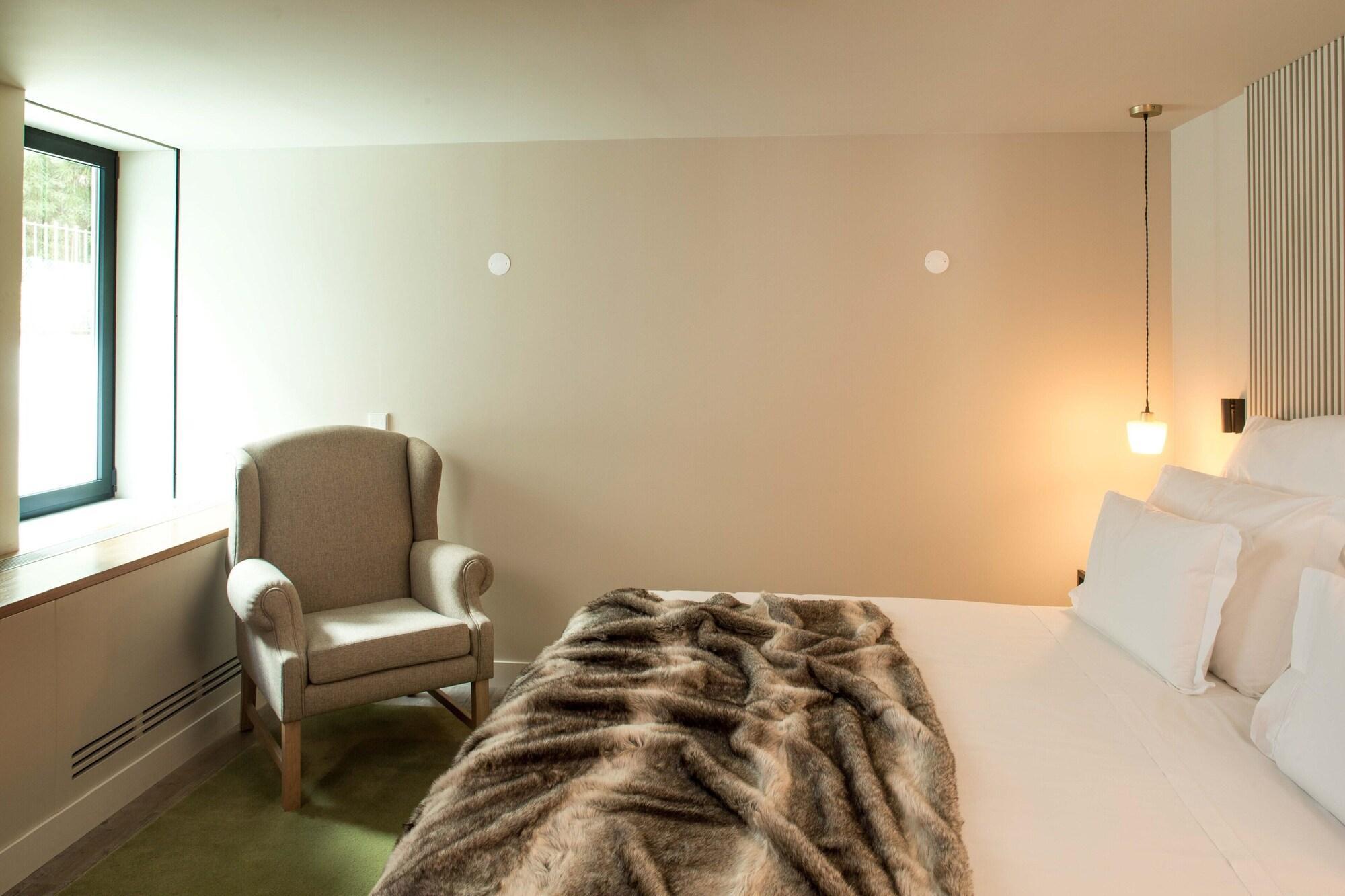 Memmo Principe Real, A Member Of Design Hotels Lisbon Bagian luar foto