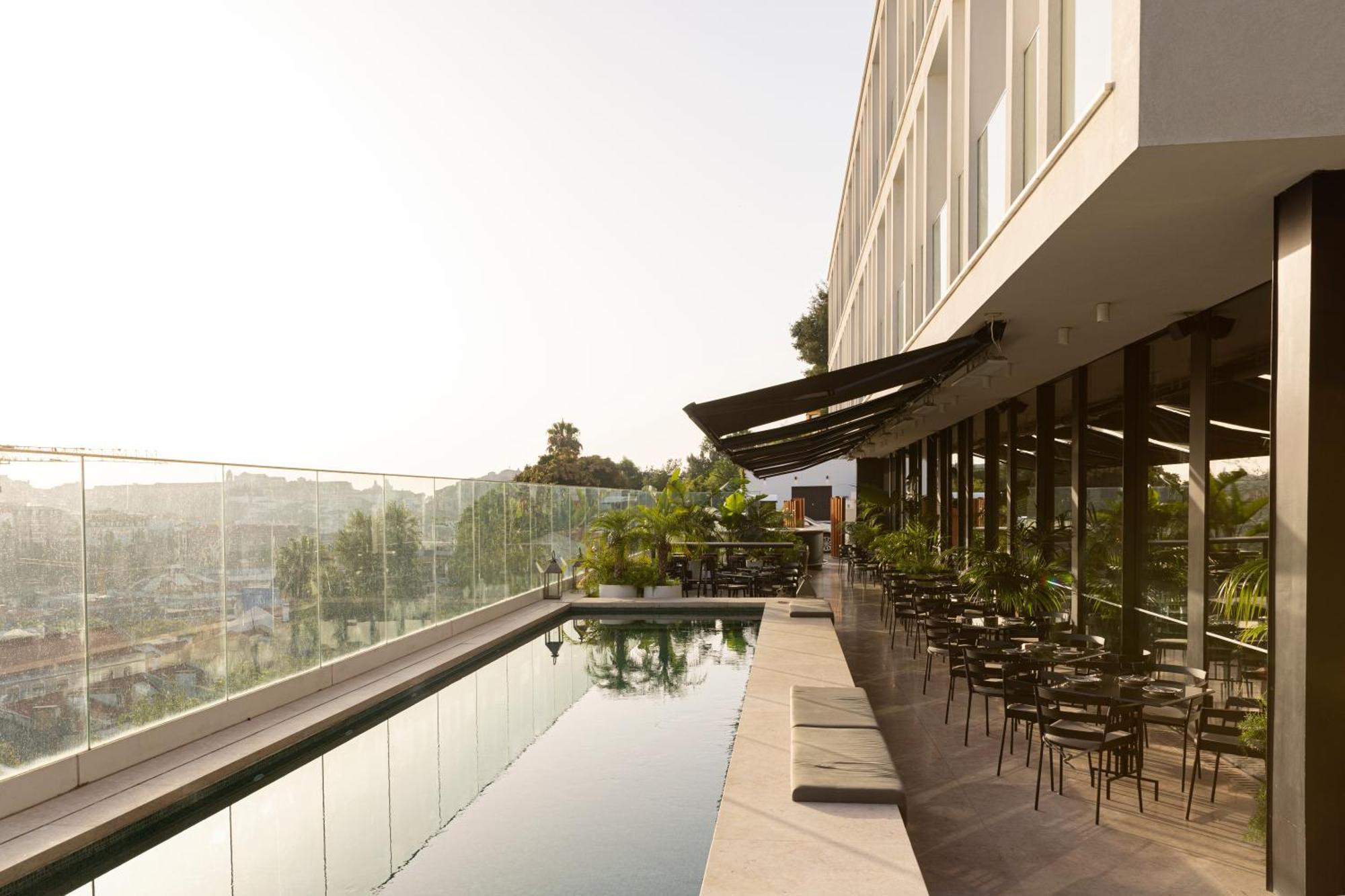 Memmo Principe Real, A Member Of Design Hotels Lisbon Bagian luar foto