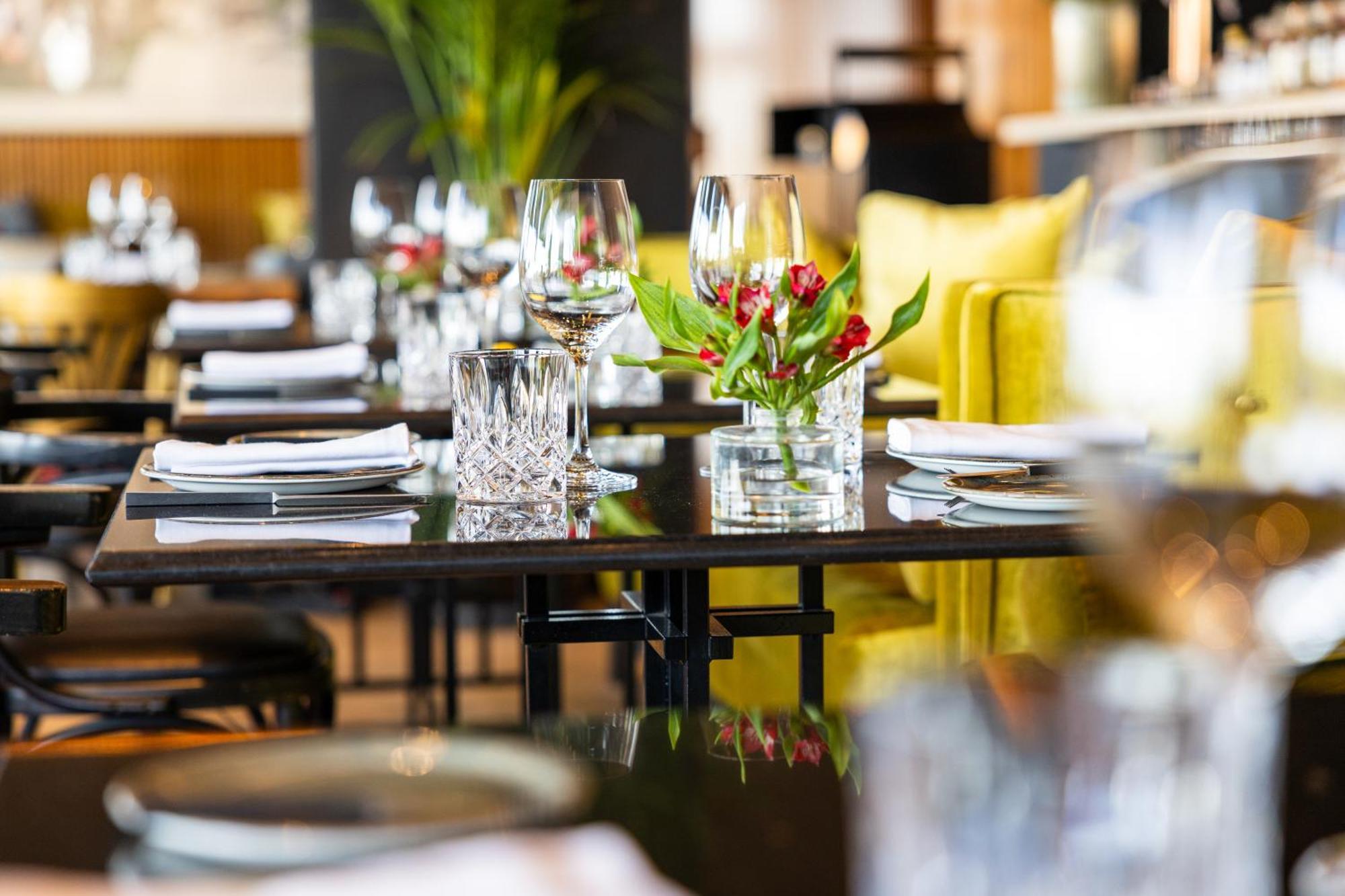 Memmo Principe Real, A Member Of Design Hotels Lisbon Bagian luar foto